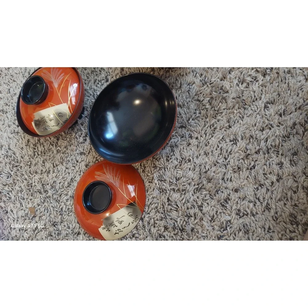 Rice Bowls Set of 4 Japanese Vintage Redish Orange Gold Trim Lids Japanese Words